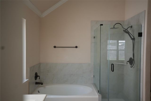 1710 Thornhampton Ct, Houston, TX 77014