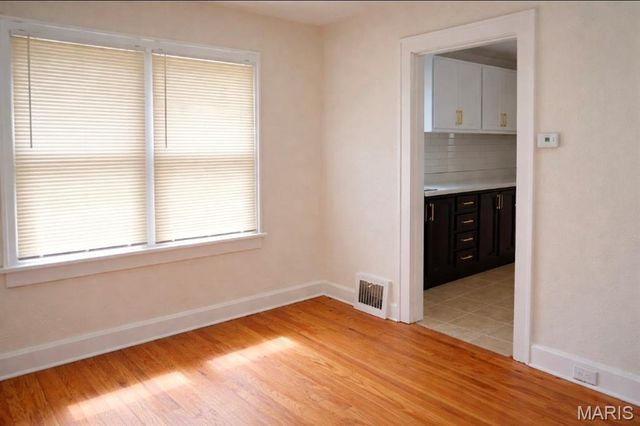 3207 Elsworth pl Place, Bel Ridge, MO 63121