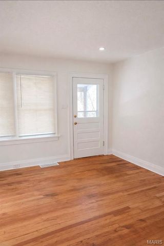 3207 Elsworth pl Place, Bel Ridge, MO 63121