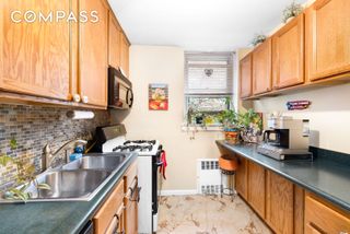 5635 Netherland Avenue # 1G, New York City, NY 10471
