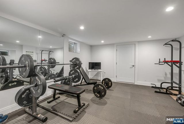 3 Stonewall Court, Woodcliff Lake, NJ 07677