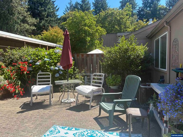 1045 Cardinal St NW, Salem, OR 97304