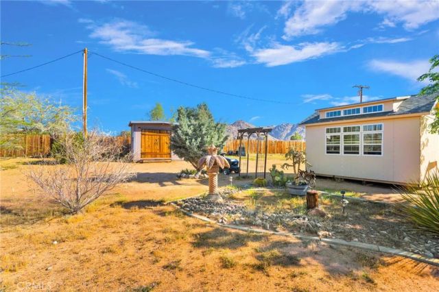 16535 Candlewood, Apple Valley, CA 92307