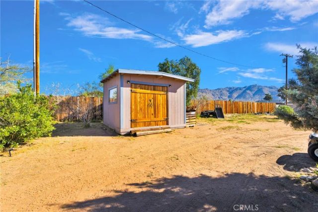 16535 Candlewood, Apple Valley, CA 92307