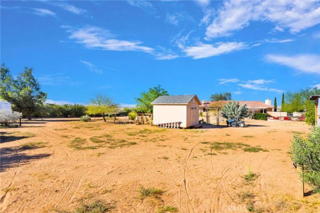 16535 Candlewood, Apple Valley, CA 92307