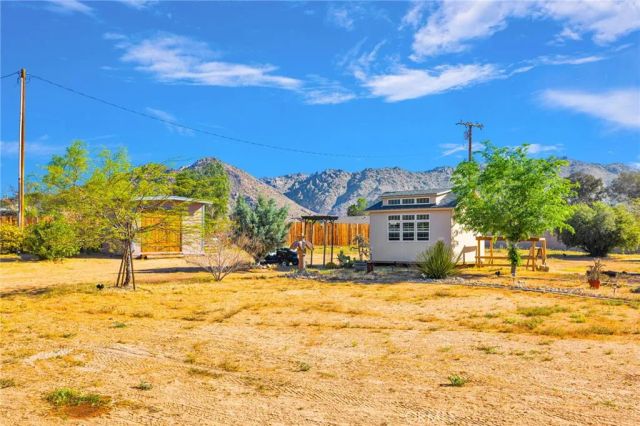 16535 Candlewood, Apple Valley, CA 92307