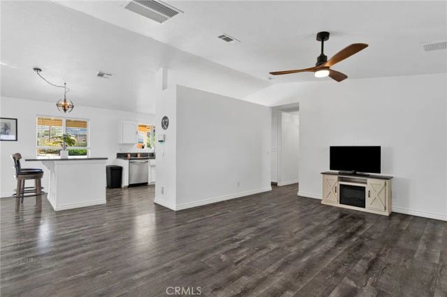 16535 Candlewood, Apple Valley, CA 92307