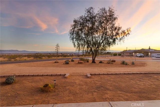 16535 Candlewood, Apple Valley, CA 92307
