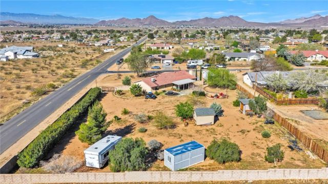 16535 Candlewood, Apple Valley, CA 92307