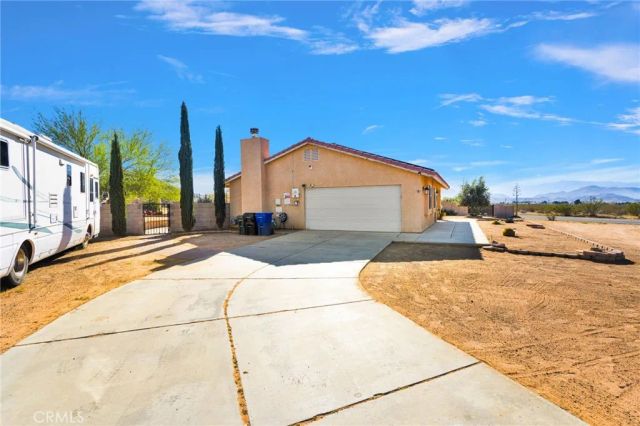 16535 Candlewood, Apple Valley, CA 92307