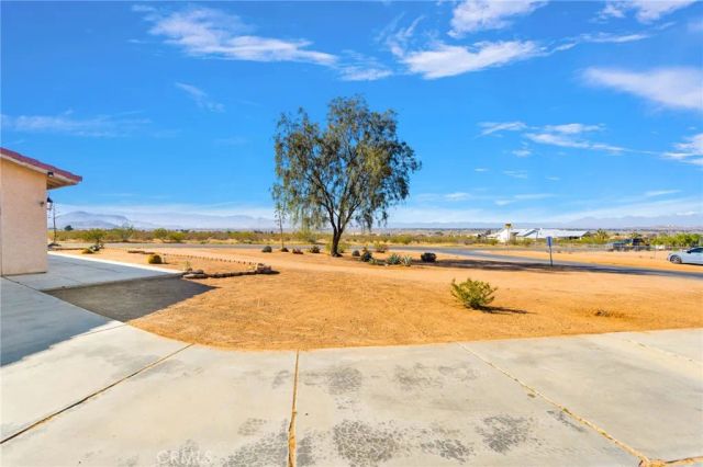 16535 Candlewood, Apple Valley, CA 92307