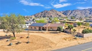 16535 Candlewood, Apple Valley, CA 92307