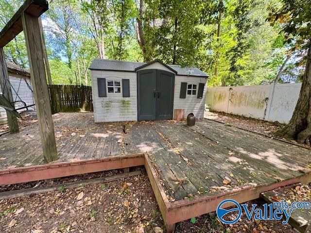 207 East Street, Athens, AL 35611