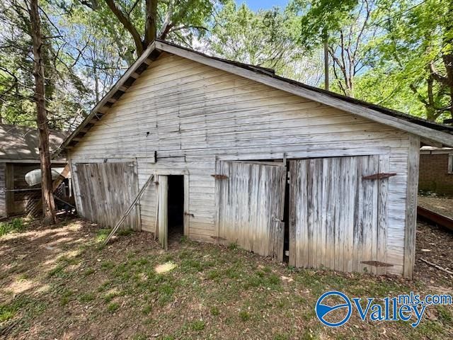 207 East Street, Athens, AL 35611