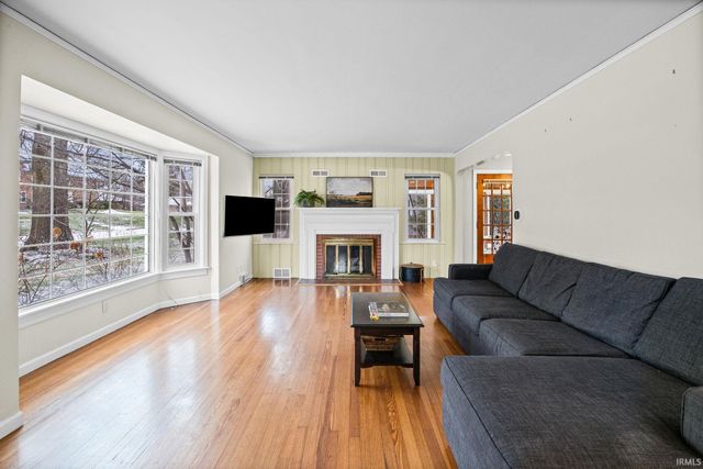 327 Forest Hill Drive, West Lafayette, IN 47906