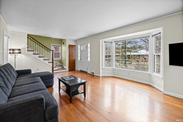 327 Forest Hill Drive, West Lafayette, IN 47906