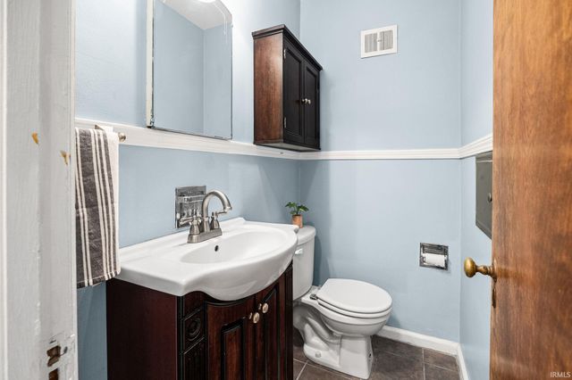 327 Forest Hill Drive, West Lafayette, IN 47906