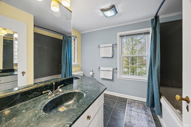 327 Forest Hill Drive, West Lafayette, IN 47906