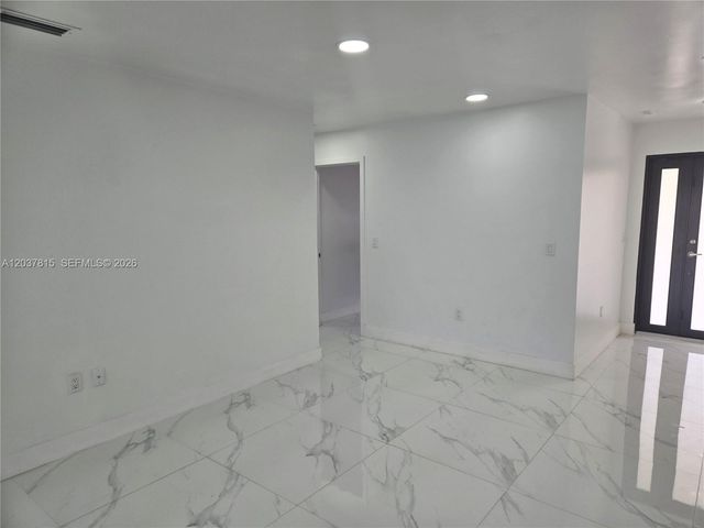 13520 SW 64th Lane 13522, Miami, FL 33183