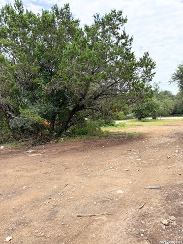 232 SIR WINSTON DR, Canyon Lake, TX 78133