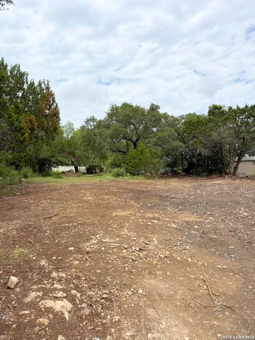 232 SIR WINSTON DR, Canyon Lake, TX 78133