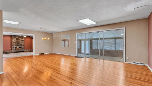 3207 Indiana Street NE, Albuquerque, NM 87110