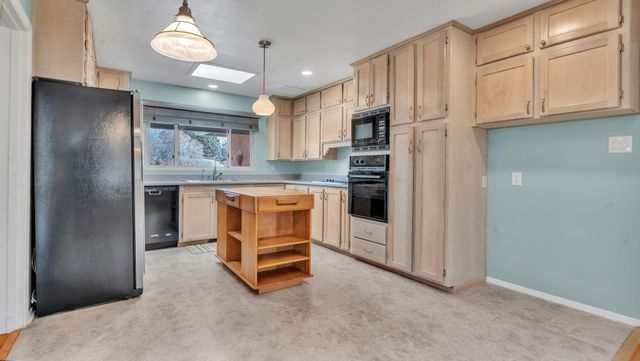 3207 Indiana Street NE, Albuquerque, NM 87110