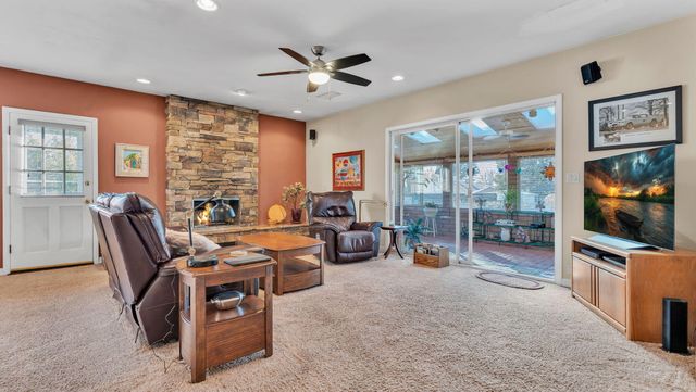 3207 Indiana Street NE, Albuquerque, NM 87110