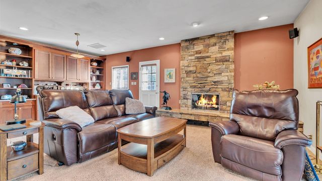 3207 Indiana Street NE, Albuquerque, NM 87110