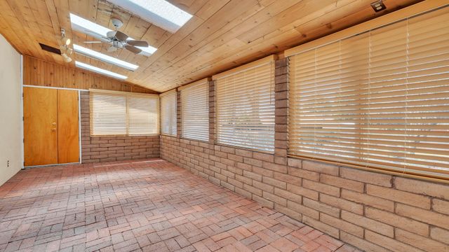 3207 Indiana Street NE, Albuquerque, NM 87110