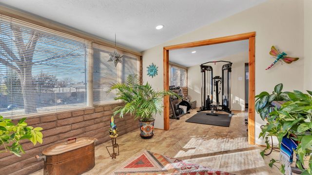 3207 Indiana Street NE, Albuquerque, NM 87110