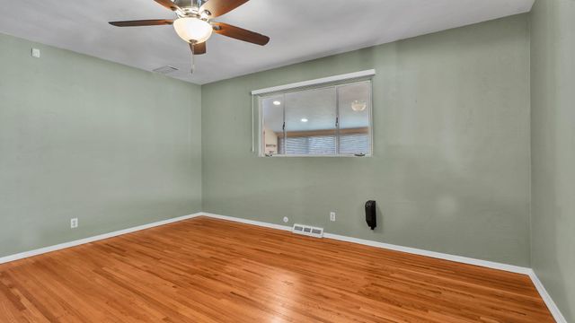 3207 Indiana Street NE, Albuquerque, NM 87110