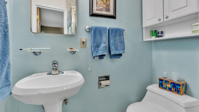 3207 Indiana Street NE, Albuquerque, NM 87110