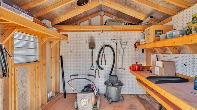 3207 Indiana Street NE, Albuquerque, NM 87110