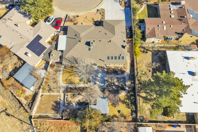 3207 Indiana Street NE, Albuquerque, NM 87110