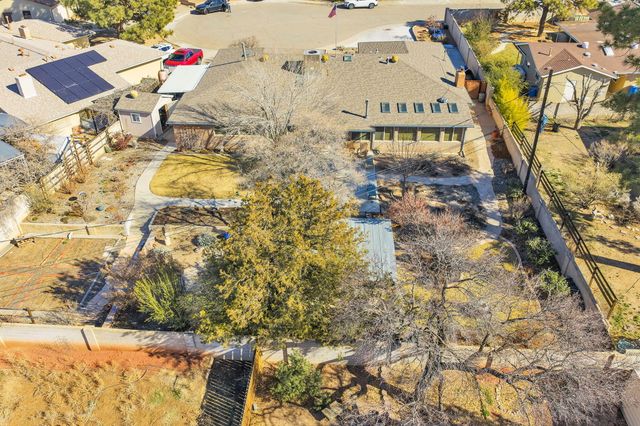 3207 Indiana Street NE, Albuquerque, NM 87110