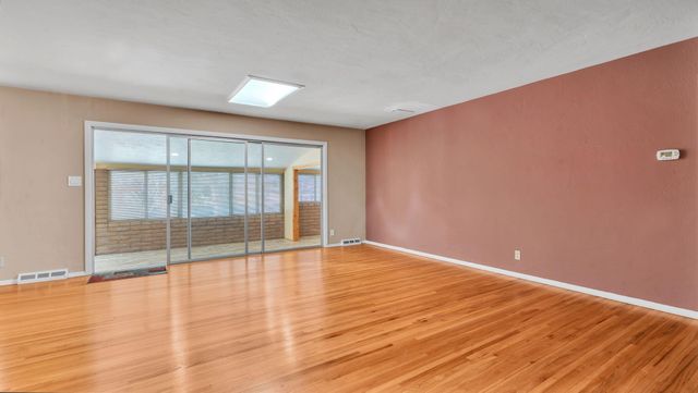 3207 Indiana Street NE, Albuquerque, NM 87110