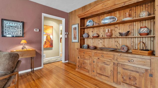 3207 Indiana Street NE, Albuquerque, NM 87110