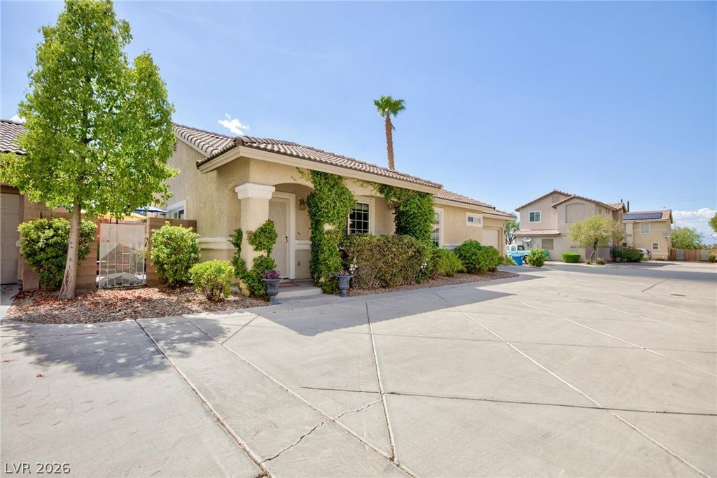 1489 Evening Song Avenue, Henderson, NV 89012 — photo 2