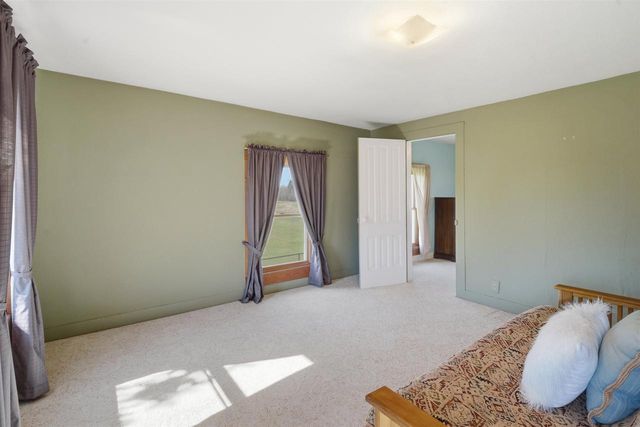 N3355 COUNTY ROAD W, New London, WI 54961