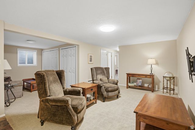 8917 S POWDERHORN DR, Sandy, UT 84093