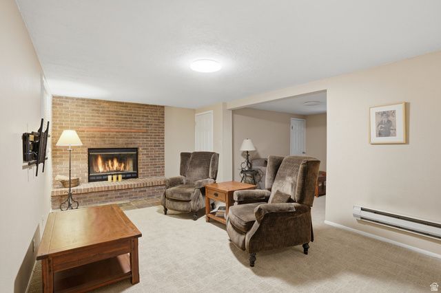 8917 S POWDERHORN DR, Sandy, UT 84093