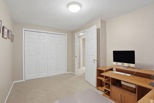 8917 S POWDERHORN DR, Sandy, UT 84093