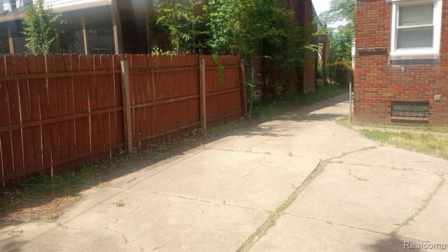 13930 Penrod Street, Detroit, MI 48223