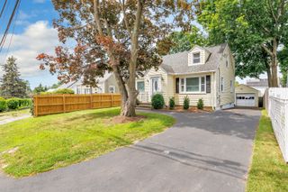 84 Oxford Street, Bridgeport, CT 06606