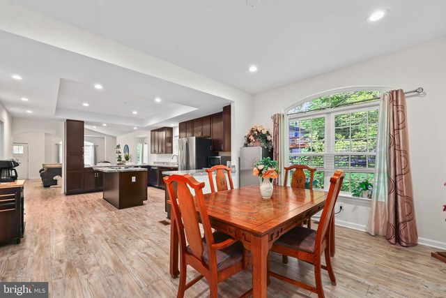 2602 LAKEVIEW PKWY, Locust Grove, VA 22508