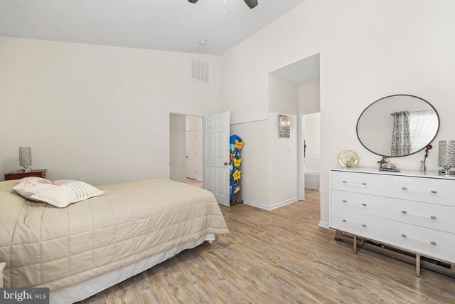 2602 LAKEVIEW PKWY, Locust Grove, VA 22508
