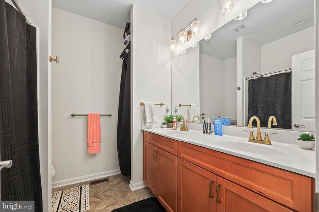 2602 LAKEVIEW PKWY, Locust Grove, VA 22508