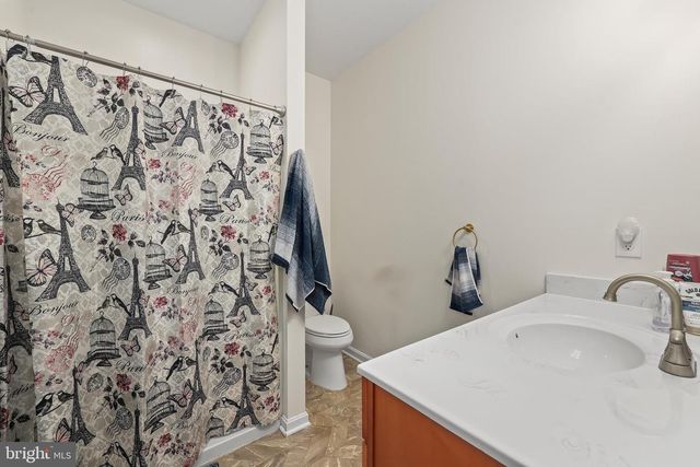 2602 LAKEVIEW PKWY, Locust Grove, VA 22508