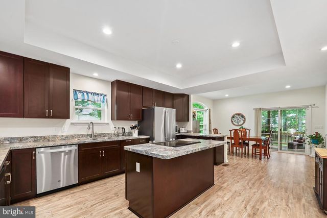2602 LAKEVIEW PKWY, Locust Grove, VA 22508